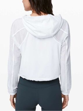 Lululemon Catch a Breeze Pullover
White